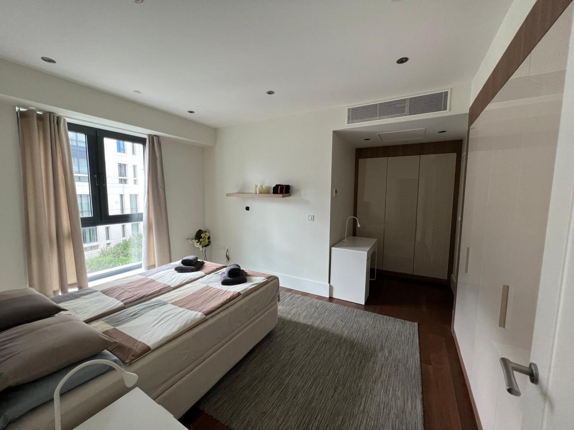 Deluxe 1-Bed Apartment In The City Centre غيبرالتار المظهر الخارجي الصورة
