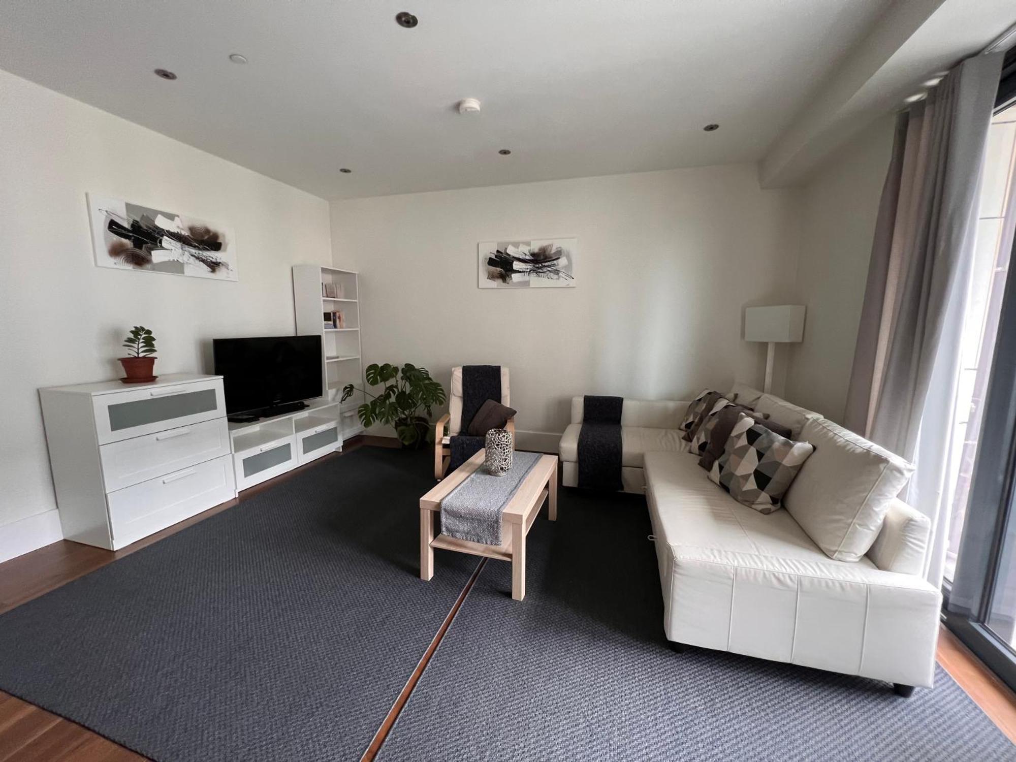 Deluxe 1-Bed Apartment In The City Centre غيبرالتار المظهر الخارجي الصورة